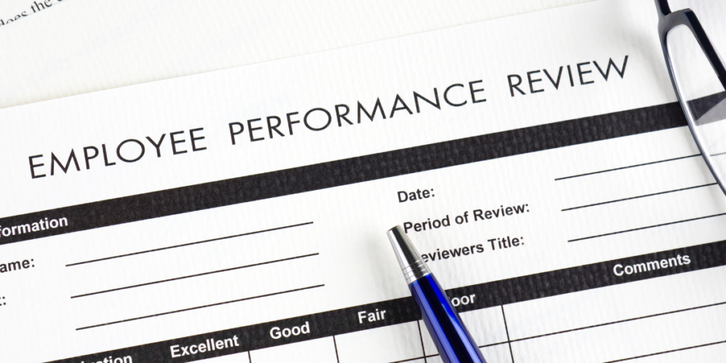 Improving employee performance through performance reviews